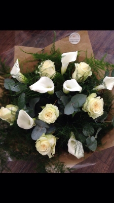 Calla Lily and Rose Hand tied