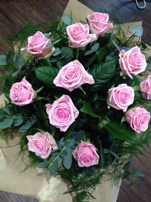 A Dozen Pink or White  Roses
